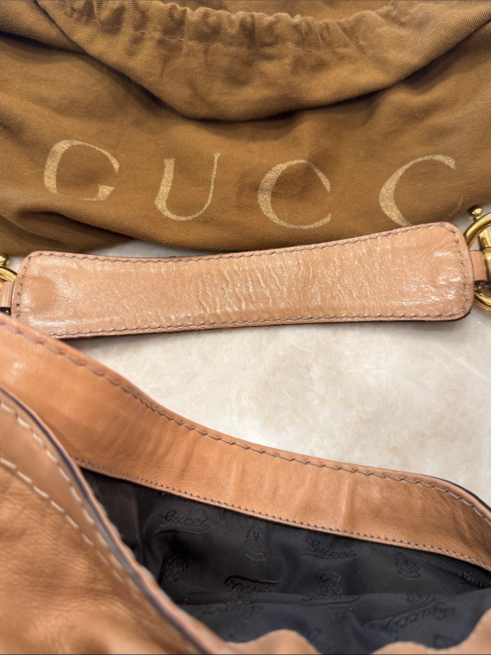 Gucci Jockey large Leather Hobo Shoulder Bag in Camel - Picture 8 of 10